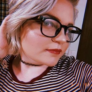 Meet your Posher, Ashton